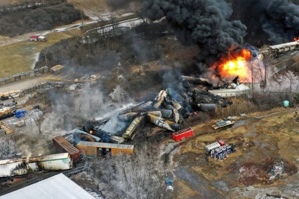 Ohio-based firms to handle derailment cleanup for Railroad.