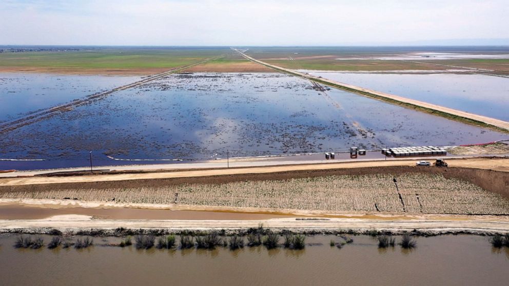 Efforts to Save the Future of Farming Valley as Tulare Lake Floods Cause Concern