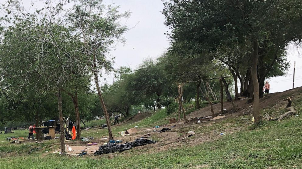 Tents at Mexico Migrant Camp Set Ablaze Near Texas Border
