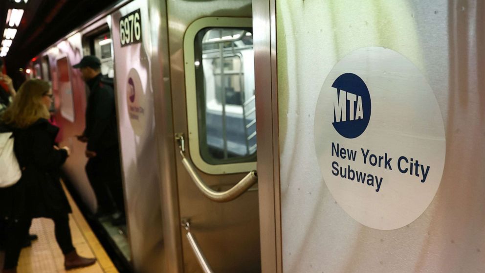 Man's Death After Being Choked by Passenger on NYC Subway: No Charges Filed - A Report