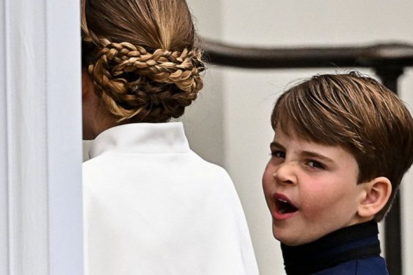 Prince Louis becomes the center of attention at King Charles' coronation ceremony.