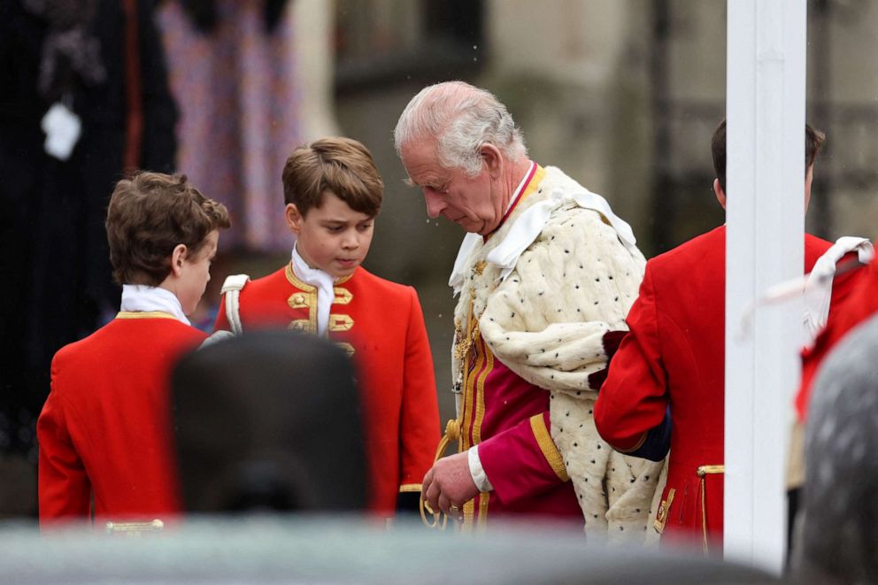 Prince William And Kates Children George Charlotte And Louis Make A Royal Appearance At The Coronation Ceremony 