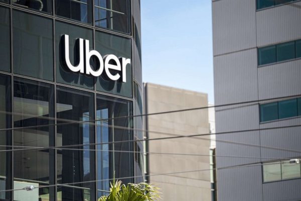 Uber's App in the UK to Introduce Flight Booking Functionality