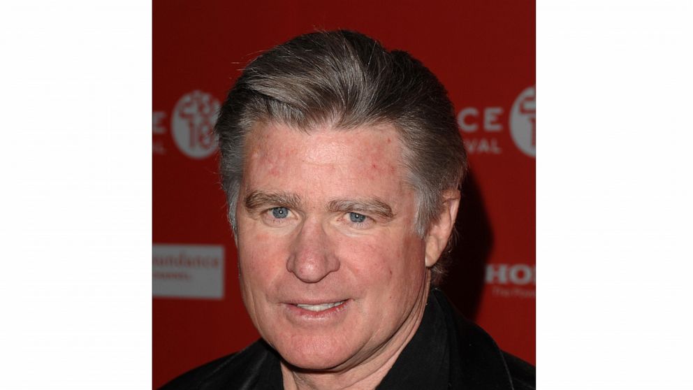 Actor Treat Williams, known for his roles in 'Hair' and 'Everwood,' dies in a motorcycle accident in Vermont.