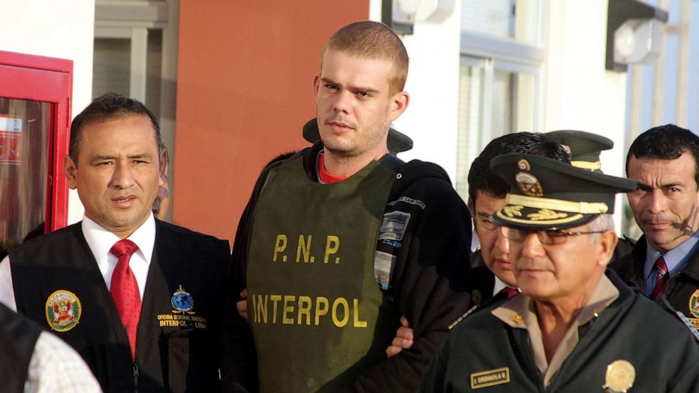 Sources indicate that Joran van der Sloot, the suspect in the disappearance of Natalee Holloway, is expected to be extradited to the US on Saturday.