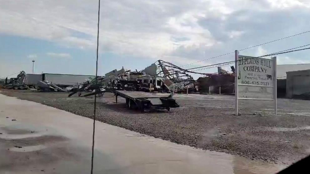 Texas town hit by a destructive tornado resulting in 3 fatalities and 100 injuries