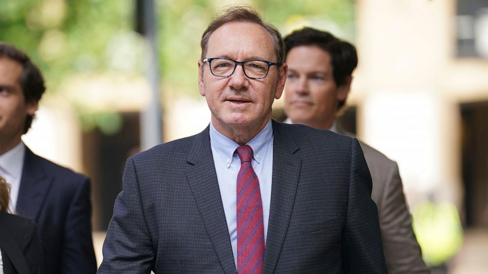 Accuser of Kevin Spacey refutes defense's allegation of fabricating sex assault, describes experience as 'horrific'