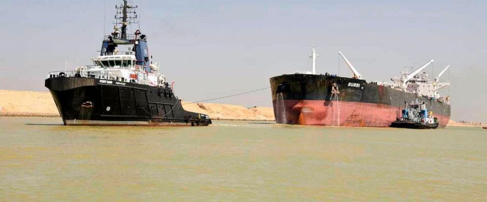 Brief Disruption of Traffic in Egypt's Suez Canal Caused by Collision of Two Tankers