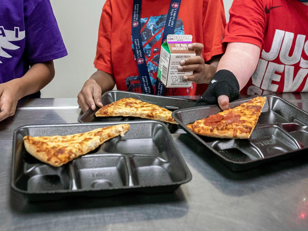 Expanded US Program Allows More Students to Qualify for Free School Meals