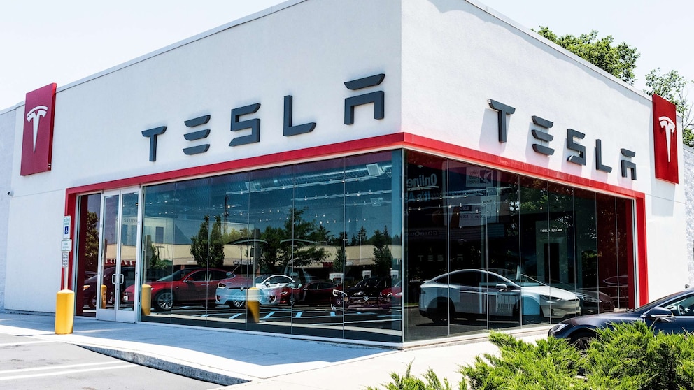 Federal Lawsuit Filed by EEOC Accuses Tesla of Discrimination and Retaliation Towards Black Employees