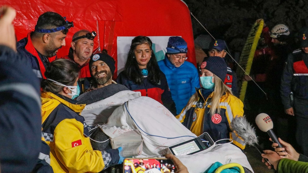Insights on Mark Dickey's Health Revealed by American Caver's Partner Following Intense Rescue