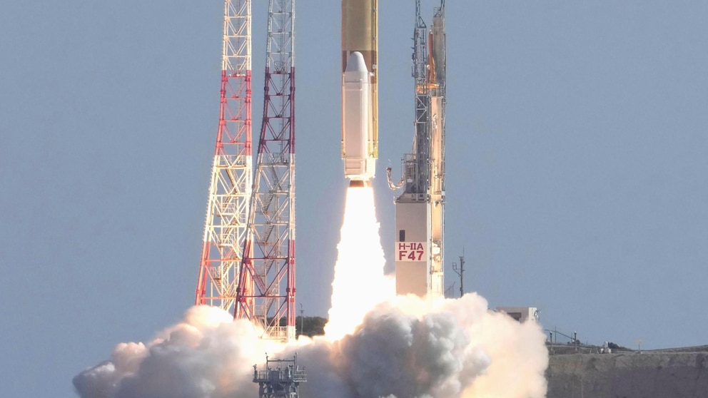 Japan's Recent Launch: Exploring the Origins of the Universe with Lunar Lander and X-ray Telescope