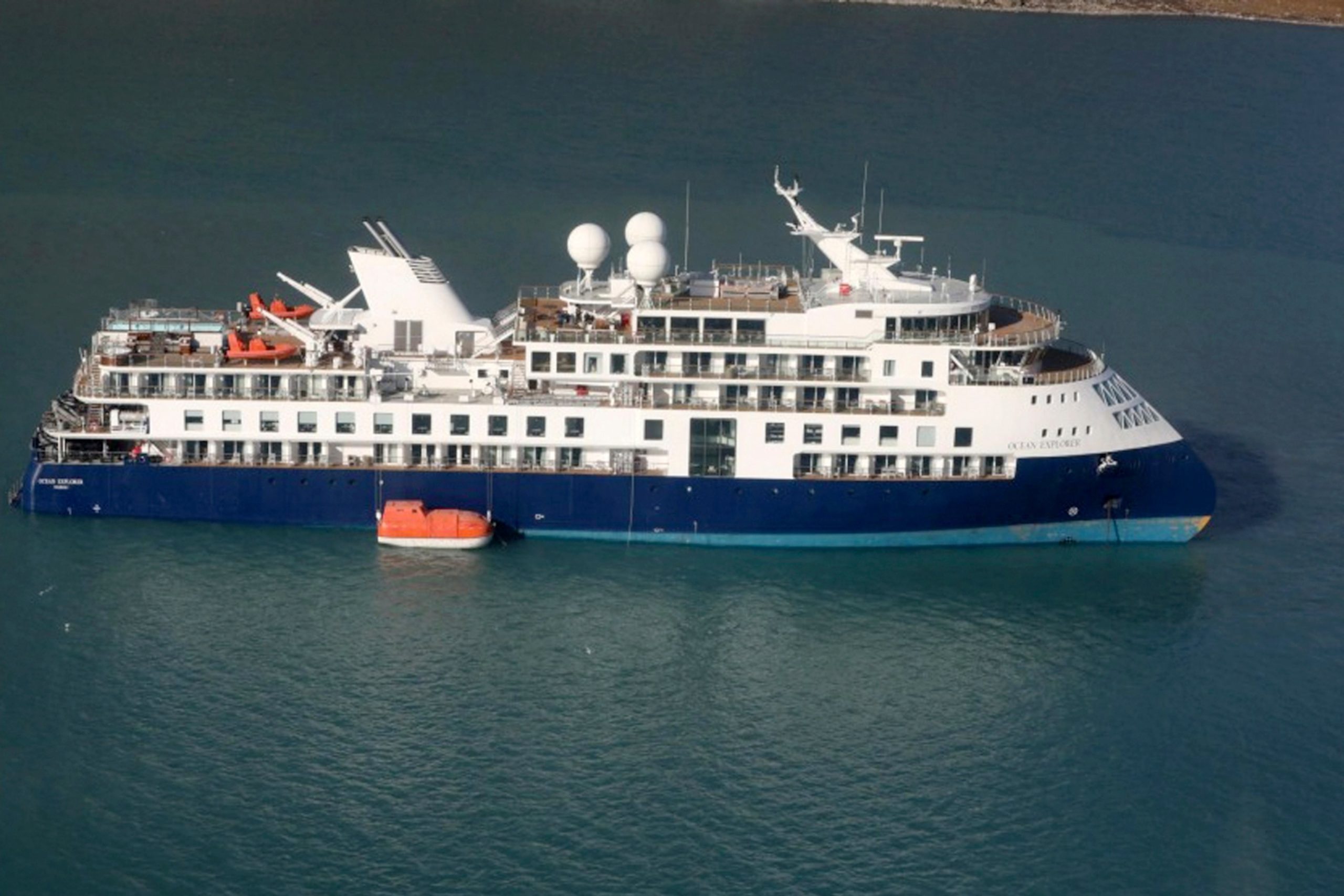 Rescue Operations Initiated as Luxury Cruise Ship Carrying 206 Passengers Runs Aground