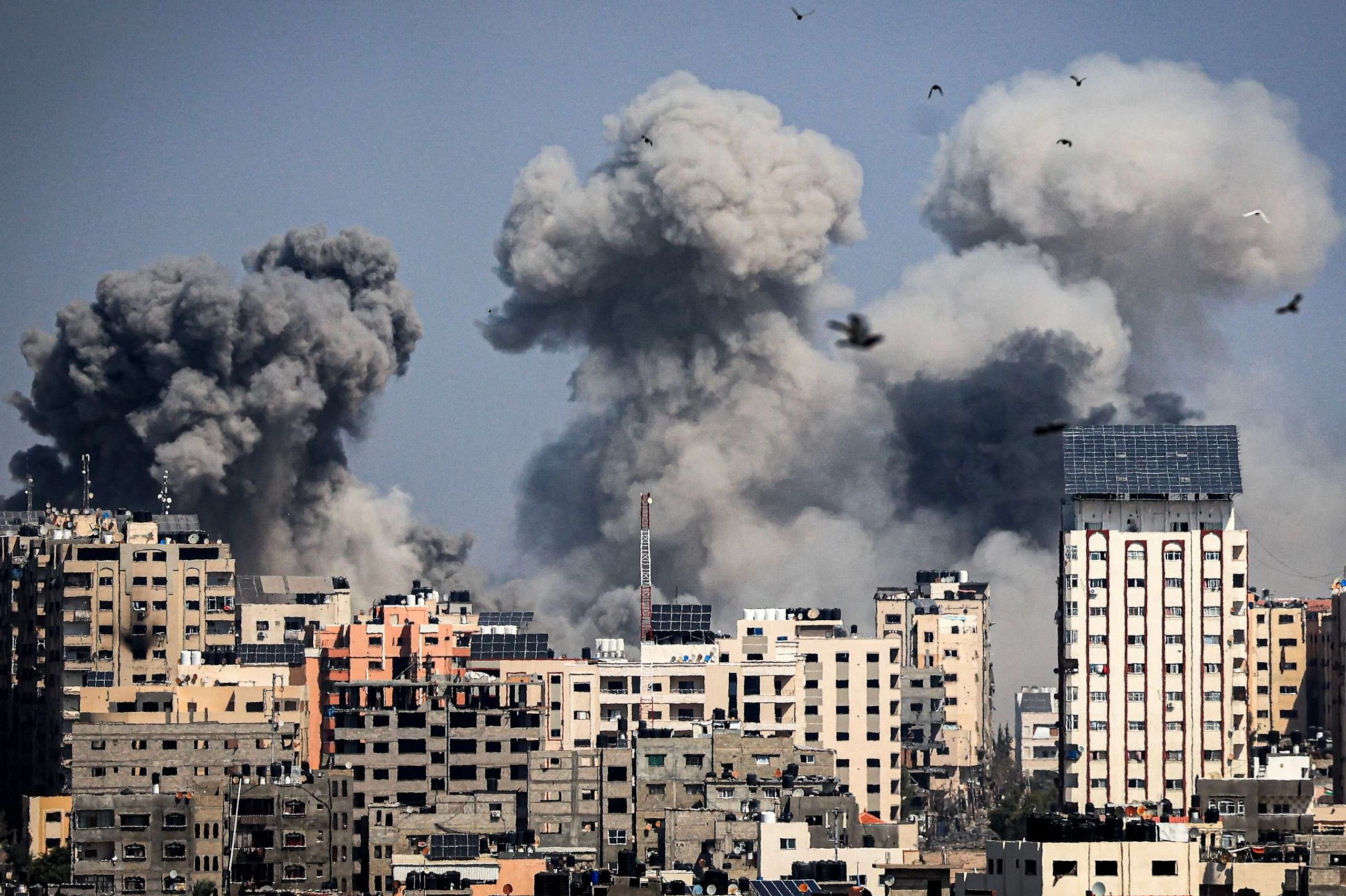 Americans share their experiences of confusion and frustration while attempting to escape Gaza