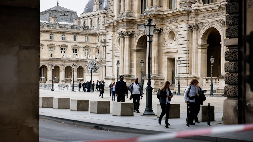 Bomb threats prompt evacuation of Louvre Museum and Versailles Palace as France remains on high alert