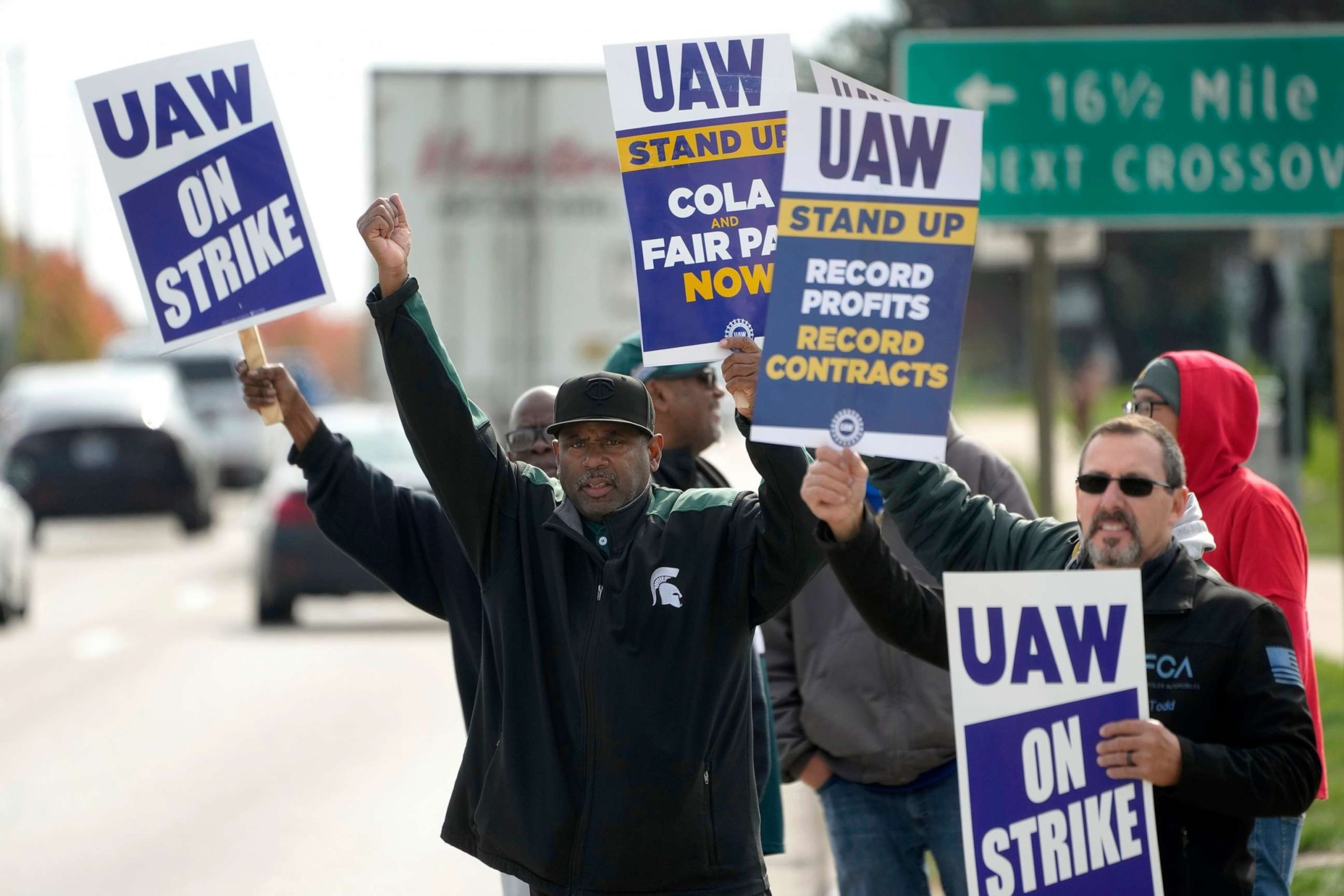 UAW and Stellantis Successfully Reach a Tentative Contract Agreement