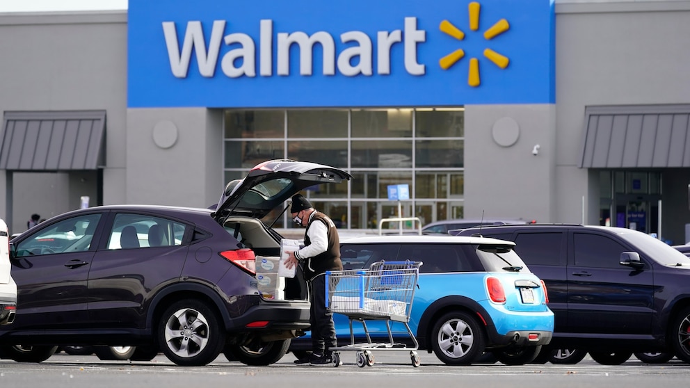 Walmart enhances health care benefits to include doula services for pregnant employees