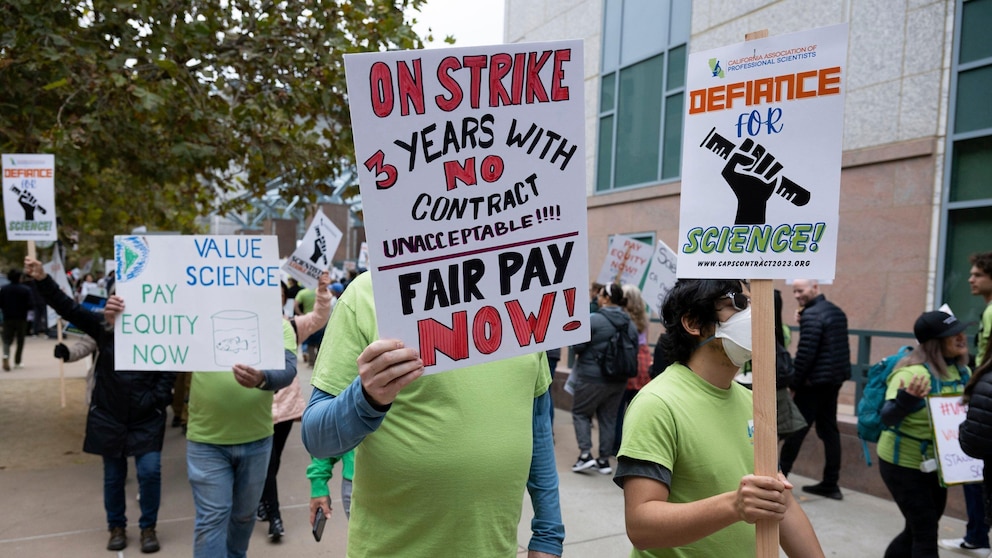 California Scientists Go on Strike Due to Delays in Contract Negotiations