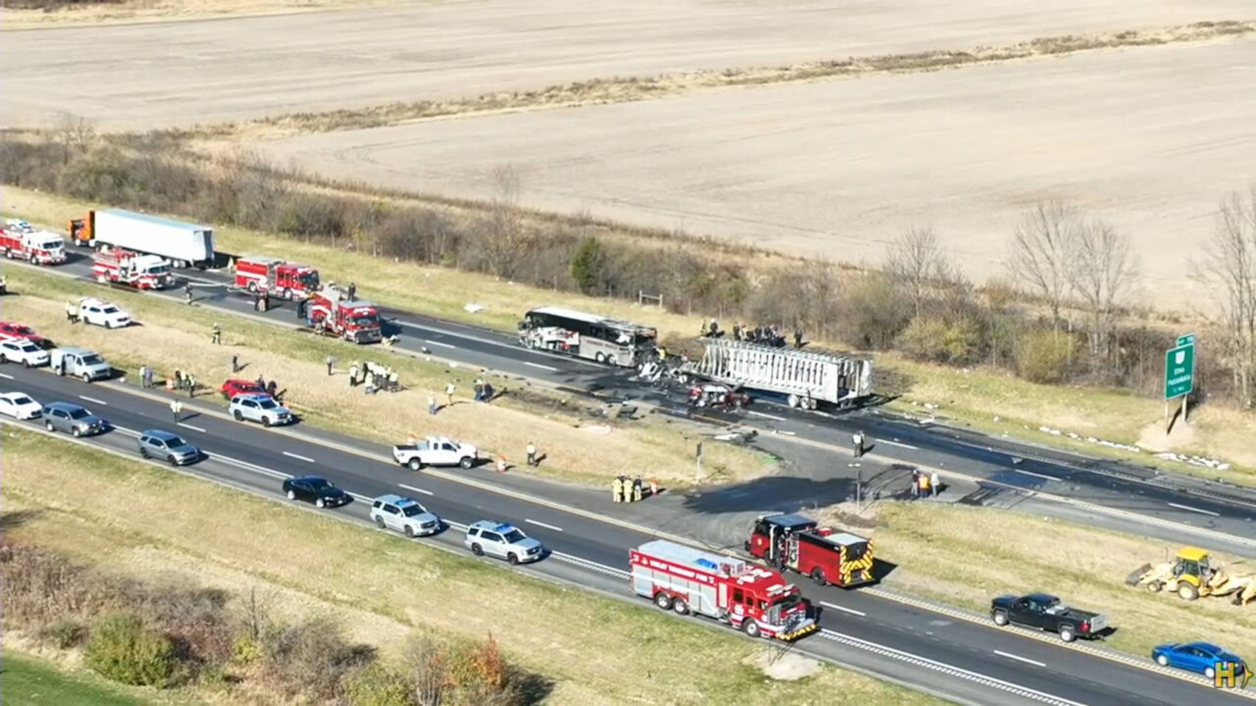 Official confirms 6 fatalities in multi-vehicle collision on Ohio highway