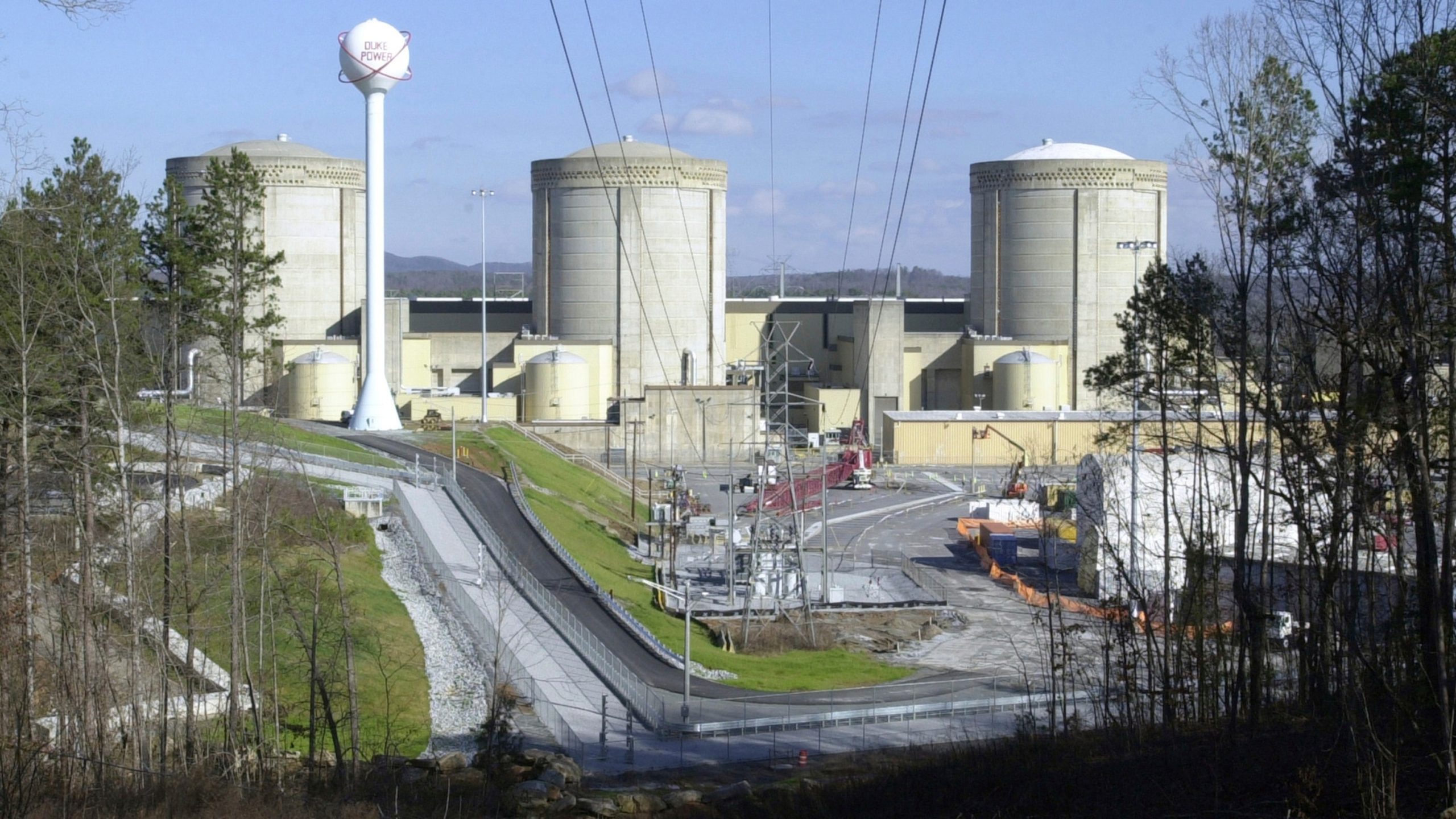 Police are conducting an investigation into an incident at a nuclear plant in South Carolina following a security breach involving a car driving through fences.
