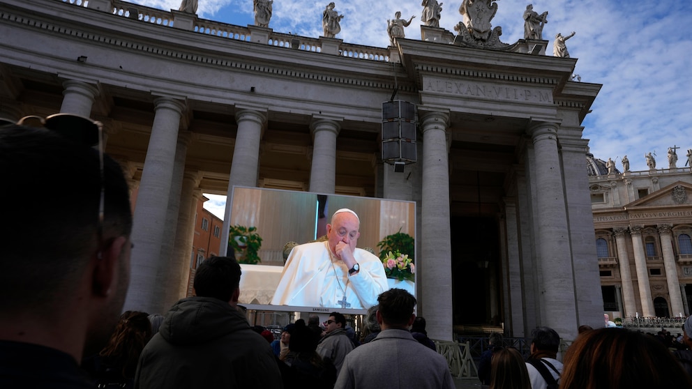 Pope Francis Receives Antibiotics for Lung Issue and Restricts Appointments, Vatican Reports