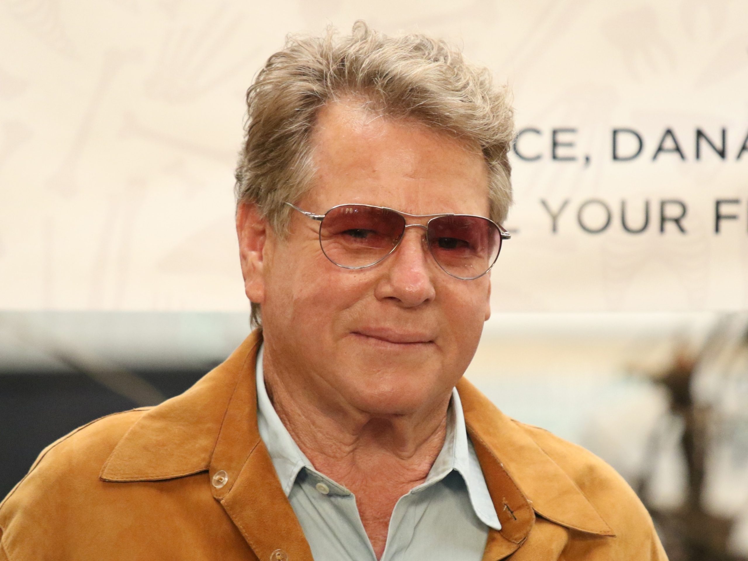 Actor Ryan O'Neal, known for his roles in 'Paper Moon' and 'Love Story', passes away at the age of 82