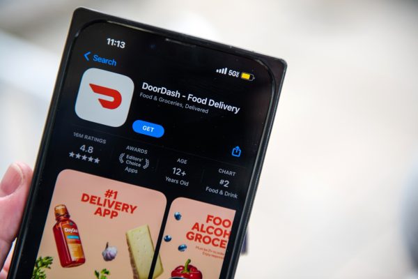 DoorDash and other delivery apps eliminate tipping prompt during checkout in New York City