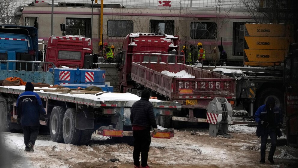Heavy snow in Chinese capital leads to 515 injuries in Beijing rail collision