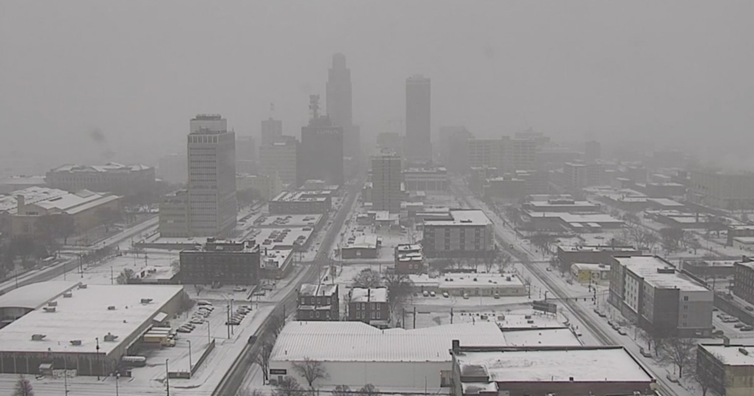 Latest forecast: Plains hit by dangerous blizzard conditions