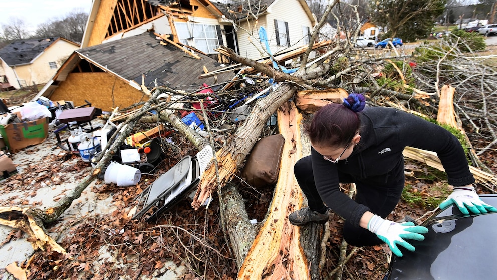 Northeast Experiences Snowfall, Rain, and Gusty Winds while Tennessee Recovers from Devastating Tornadoes