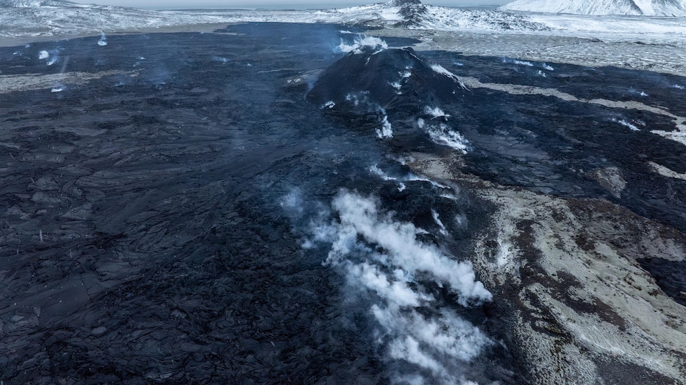 Residents of a village near the recently erupted volcano in Iceland are granted permission to return to their homes.