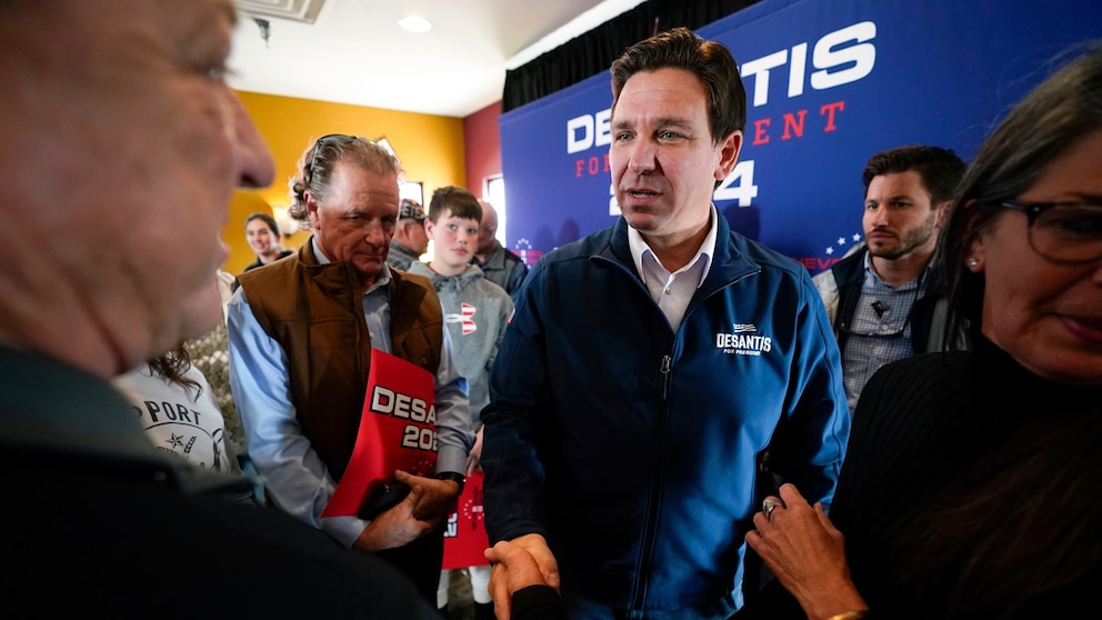 Resignation of Key Strategist from DeSantis-Backed Super PAC Occurs Just Prior to Iowa Caucuses