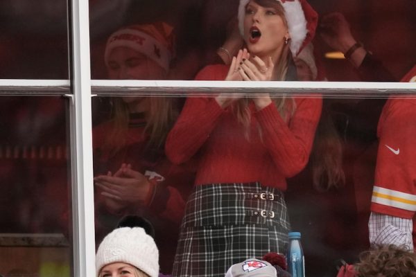 Taylor Swift enjoys Christmas Day by tuning in to watch Travis Kelce and the Kansas City Chiefs take on Las Vegas