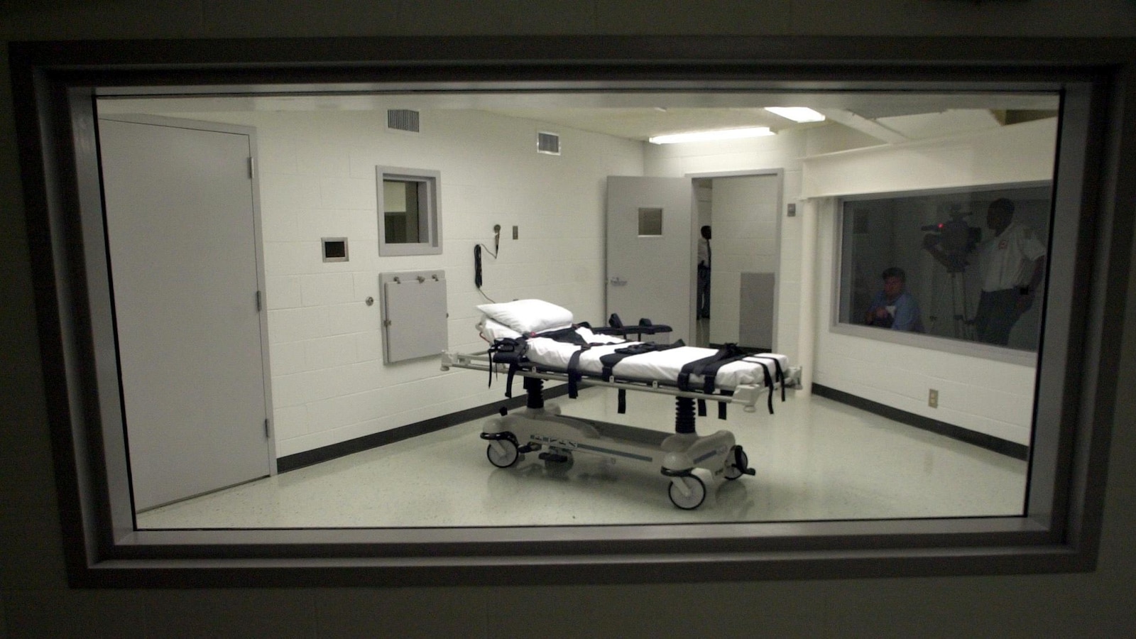 Alabama Inmate Seeks Federal Appeals Court Intervention to Halt Historic Nitrogen Gas Execution