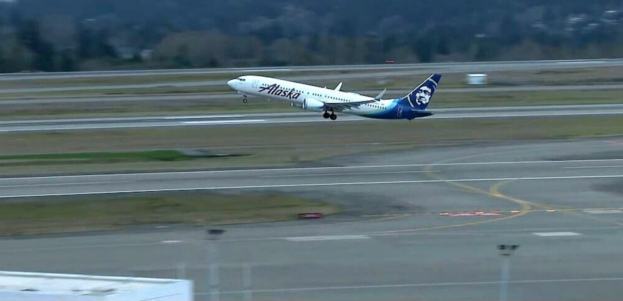 Alaska Airlines resumes operations of Boeing 737 Max 9 aircraft following door plug blowout incident