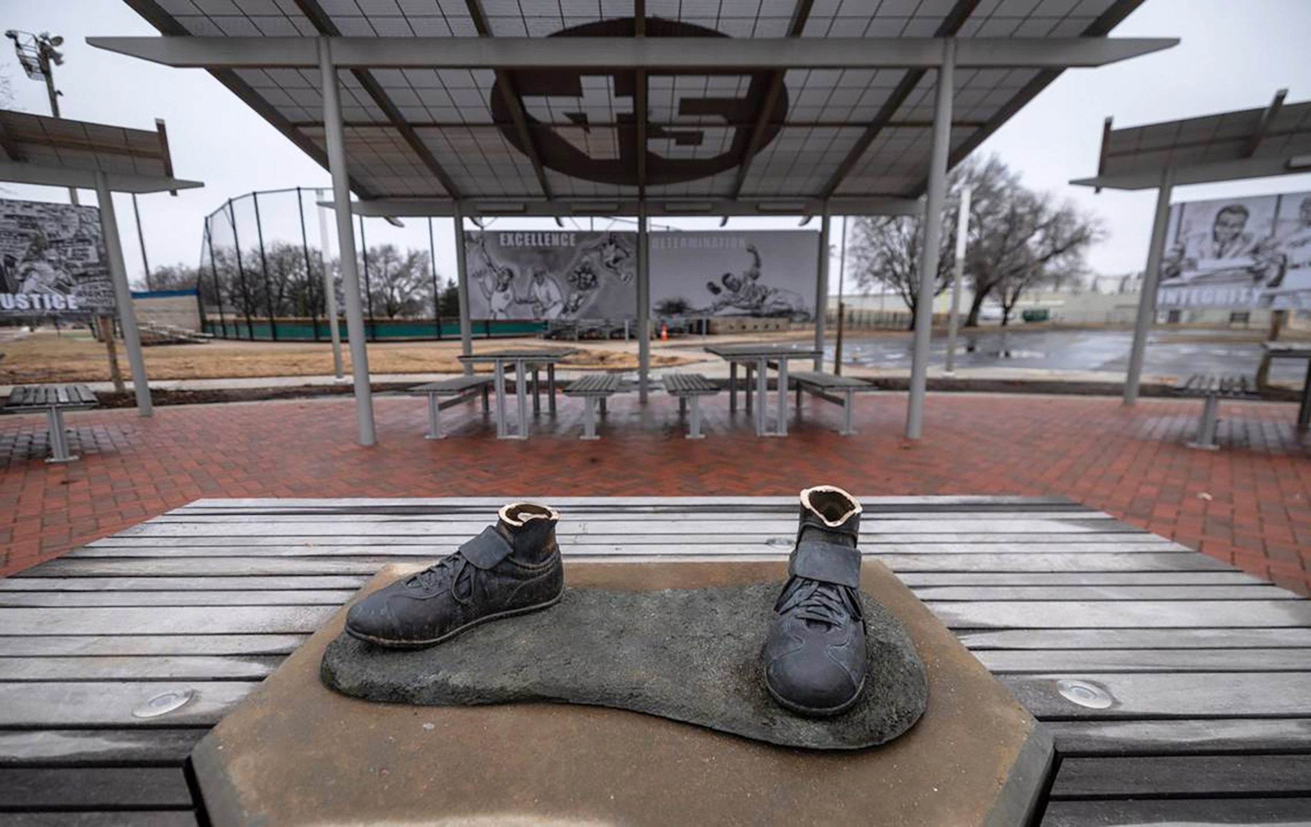 Authorities offering up to $7,500 reward for tips on stolen Jackie Robinson statue from Kansas park