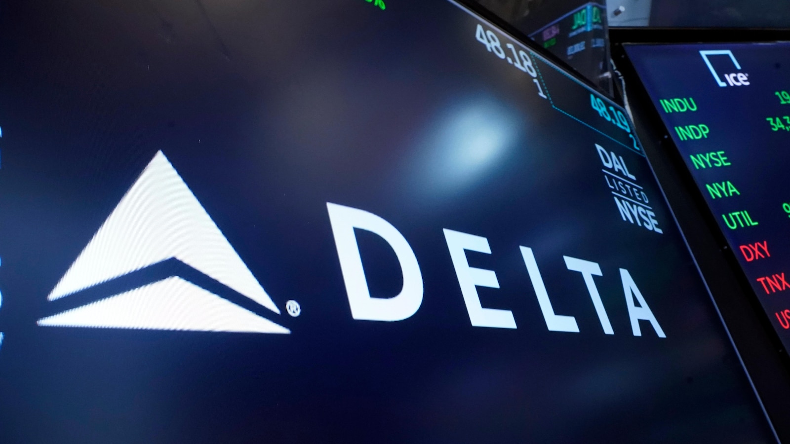 Delta Airlines Reports $2 Billion Profit in Fourth Quarter