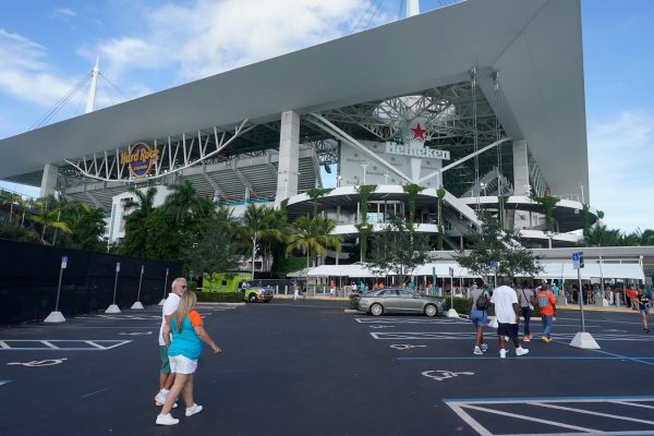 Police Report: Fatal Incident Occurs Outside Dolphins' Stadium Following Recent Game, Resulting in Death of Bills Fan