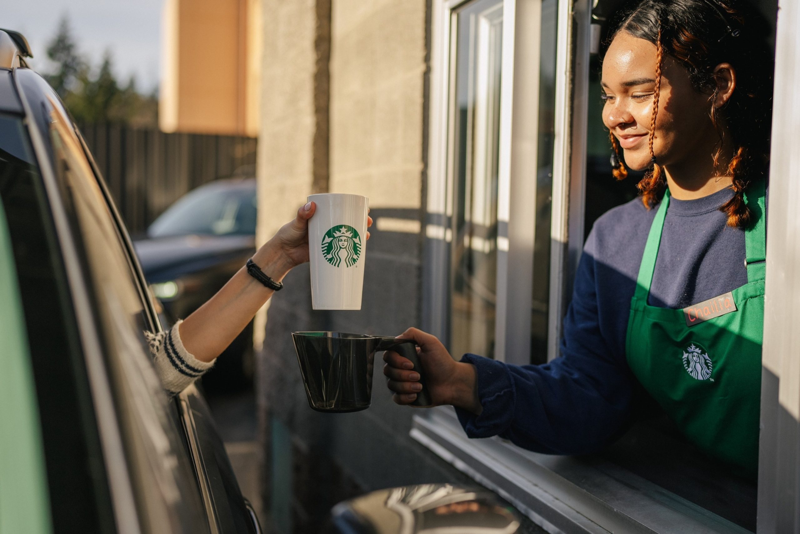 Starbucks introduces new reusable cup option for mobile and drive-thru orders
