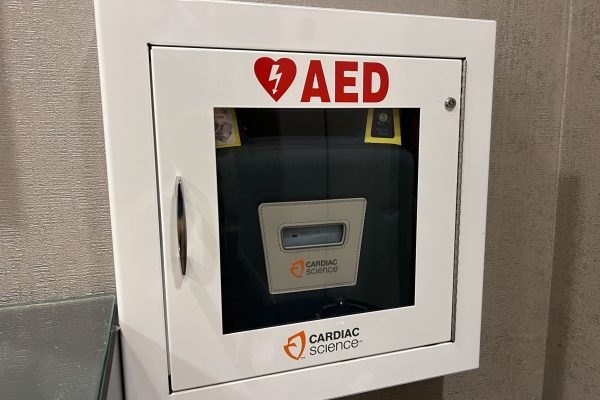 Study Finds Bystanders Fail to Utilize Increasingly Mandated Lifesaving AEDs