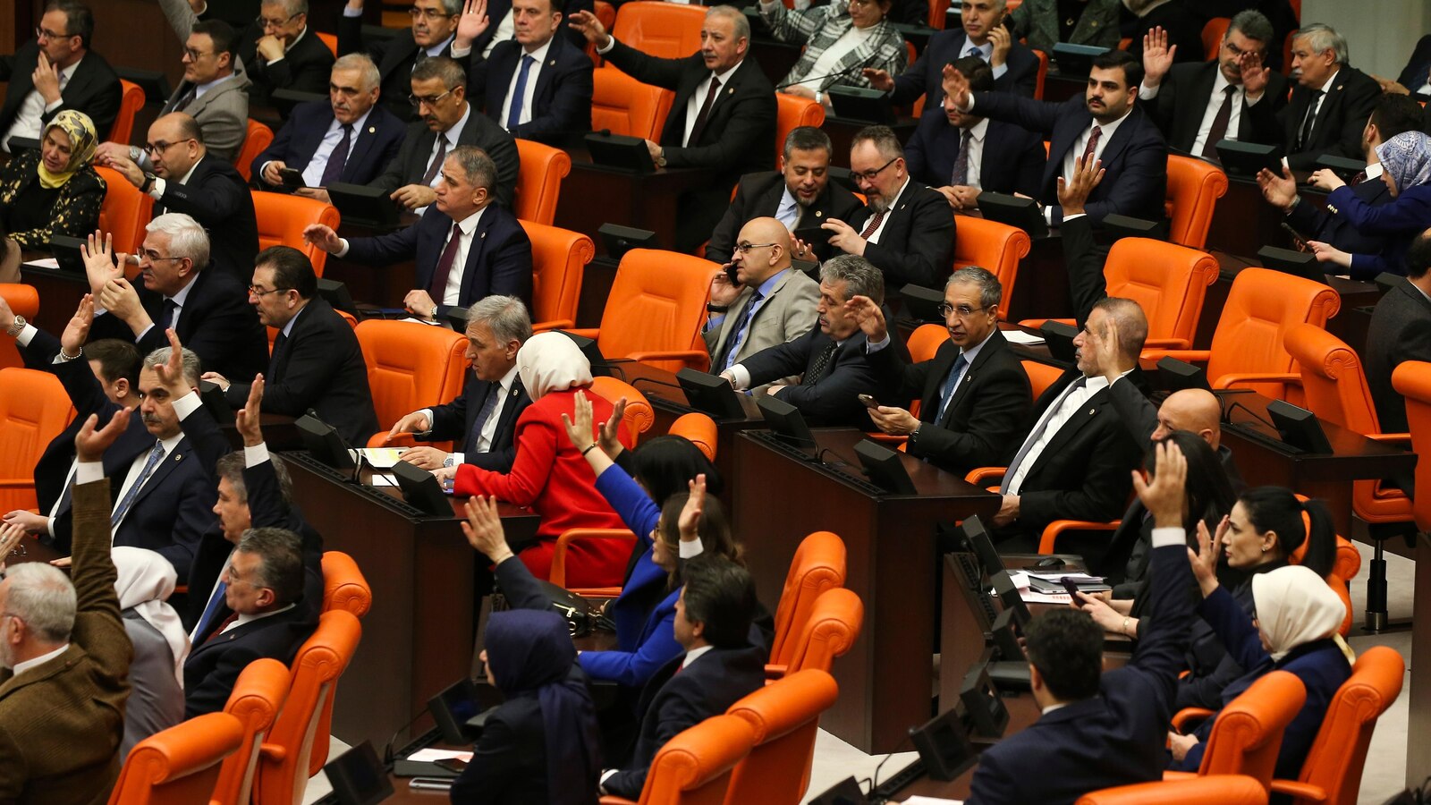 Turkey’s parliament removes obstacle by approving Sweden’s NATO membership