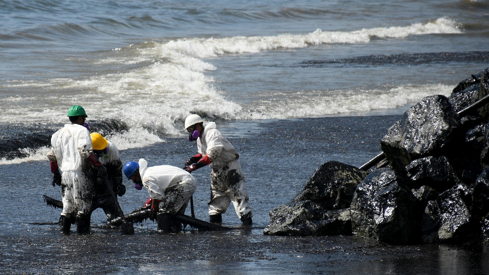 Trinidad and Tobago Prime Minister declares offshore oil spill as a 'national emergency'