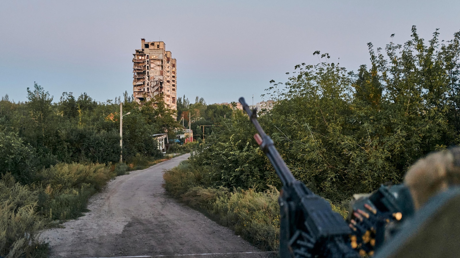Ukraine Withdraws from Avdiivka after Defenders Held Out for 4 Months against Superior Forces