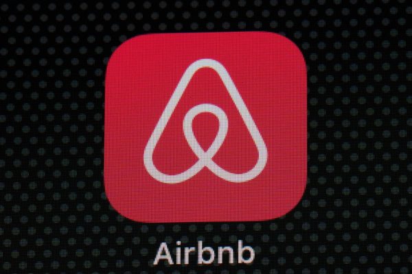 Airbnb Implements Global Ban on Indoor Security Cameras in Listings