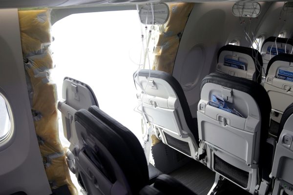 Lawsuit claims seat belt saved passenger's life during blowout on Boeing 737 jet