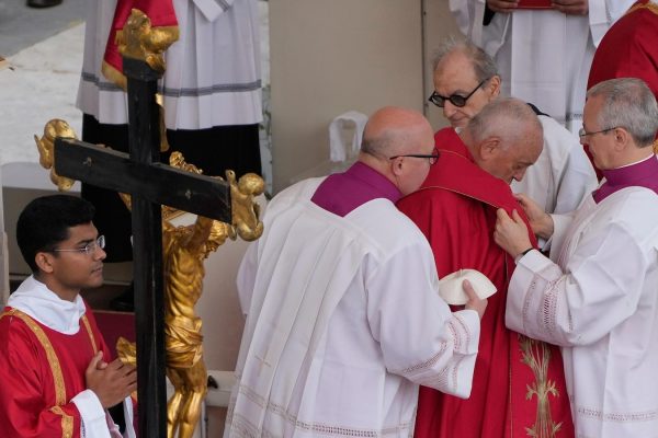 Pope Francis Opts to Skip Palm Sunday Homily to Begin Busy Holy Week Schedule