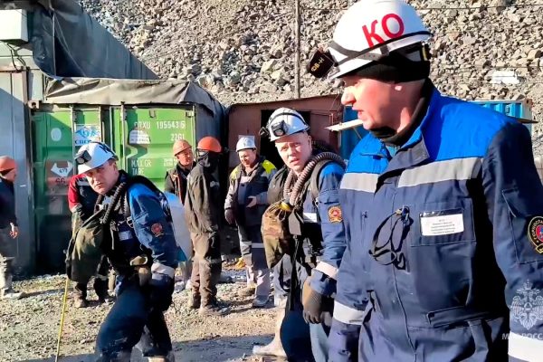 Rescue efforts ongoing for 13 individuals trapped in collapsed Russian gold mine