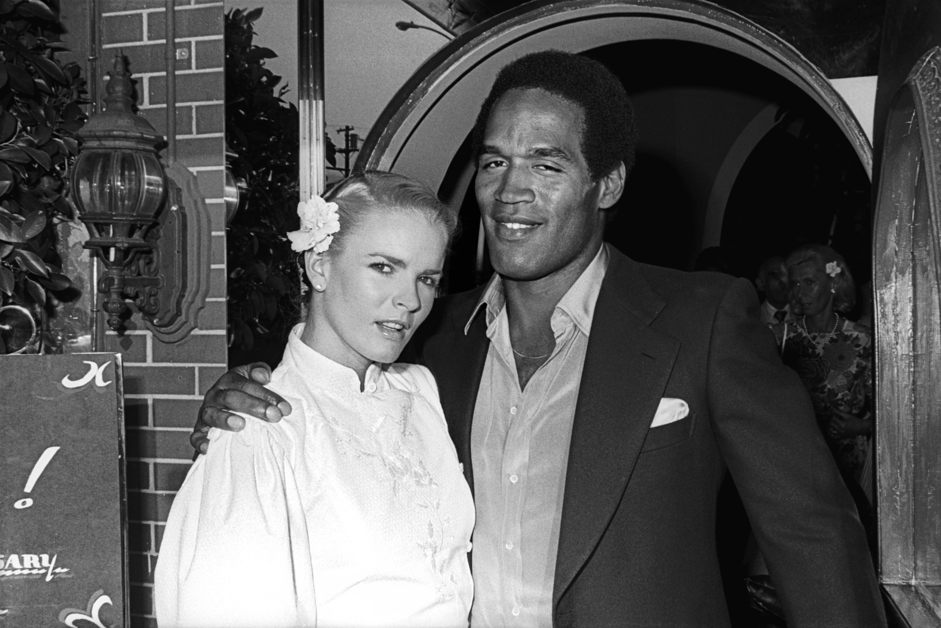 PHOTO: Nicole Brown and OJ Simpson.