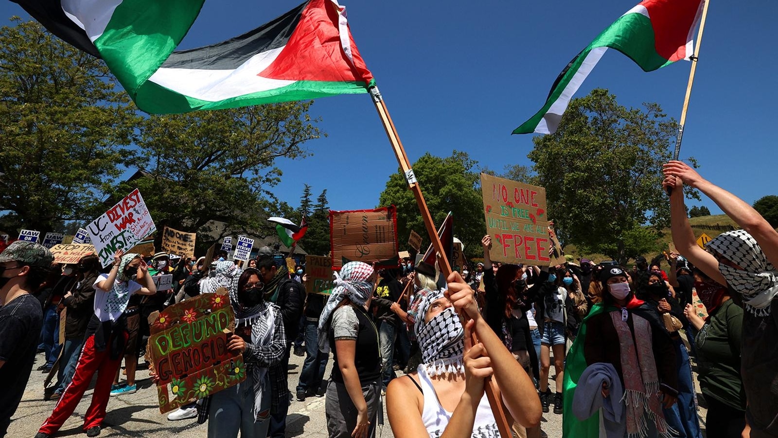 Police use batons to disperse Israel-Hamas war protesters at UC Santa Cruz