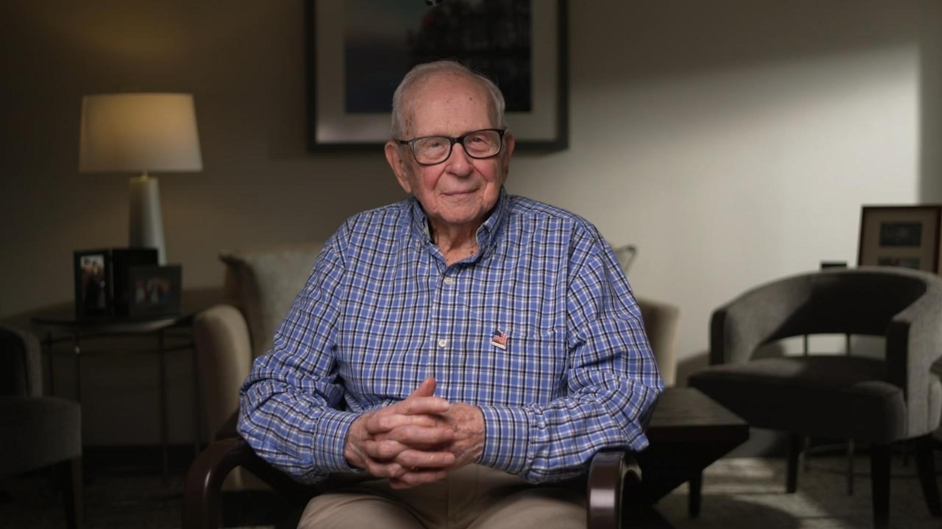 PHOTO: World War II veteran Alan Kinder looks back on the invasion of Normandy ahead of the 80th anniversary of D-Day.
